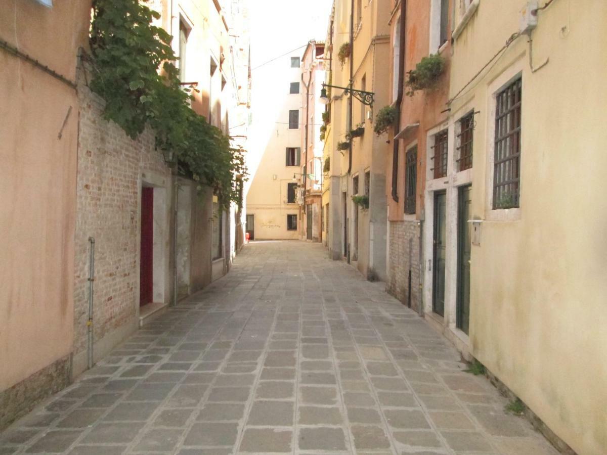 Sansamuele Apartment Venesia Bagian luar foto