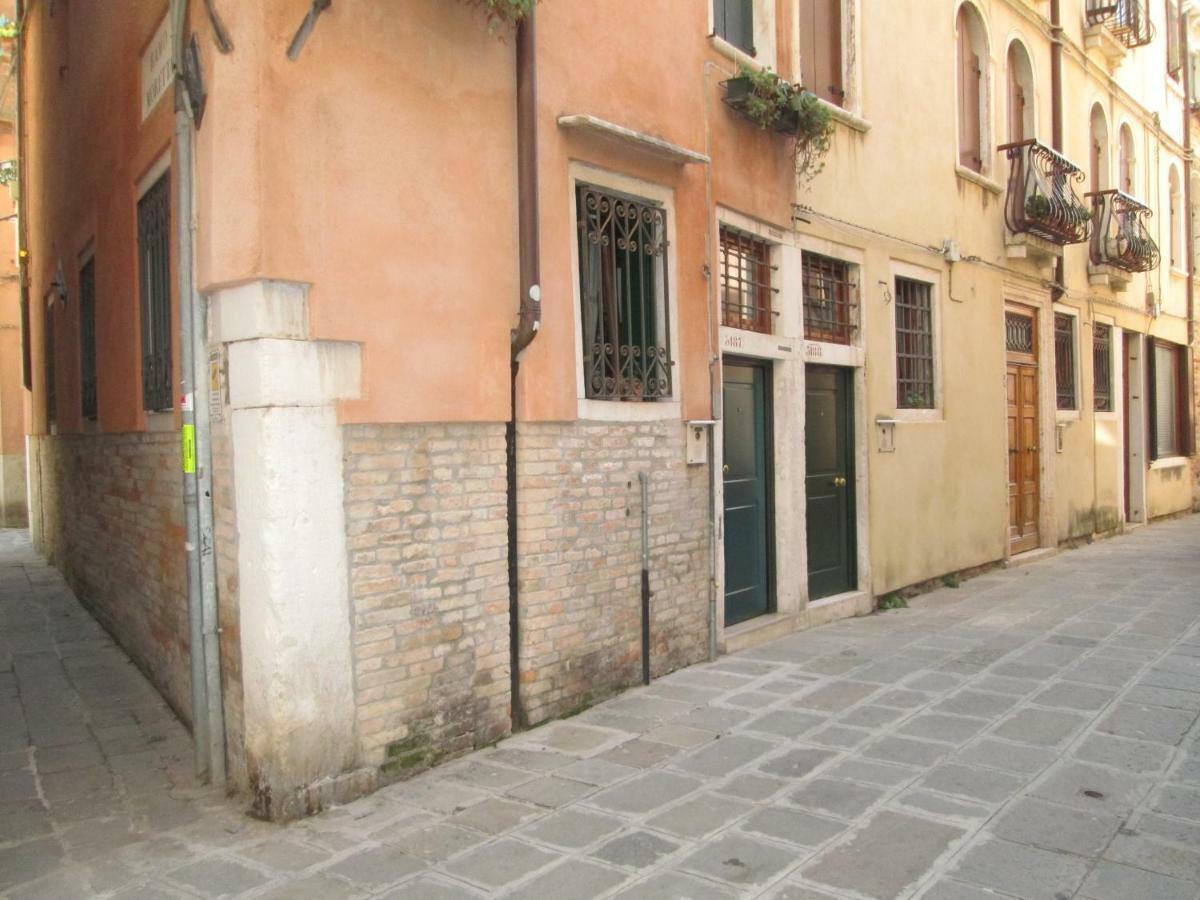 Sansamuele Apartment Venesia Bagian luar foto
